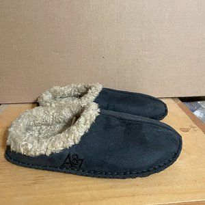 Aeropostale Slippers